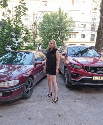 У меня есть все, что нужно для создания незабываемых впечатлений. Мои услуги включают классический и релаксирующий массаж, оральный секс, глубокий минет, ролевые игры и многое другое. Я гарантирую дискретность, атмосферу комфорта и полное удовлетворение. Позволь мне показать тебе свои фото 📷 и рассказать о моих положительных отзывах. Пообщавшись со мной, ты поймешь, что я - идеальный выбор для приятного времяпровождения. Жду тебя! 😉 Елена